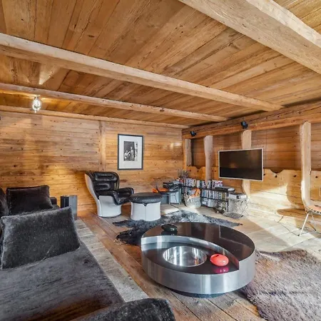 Magnificent Chalet In An Idyllic Setting - What'app - 0034-656-619-782 - For Reservations! Villa